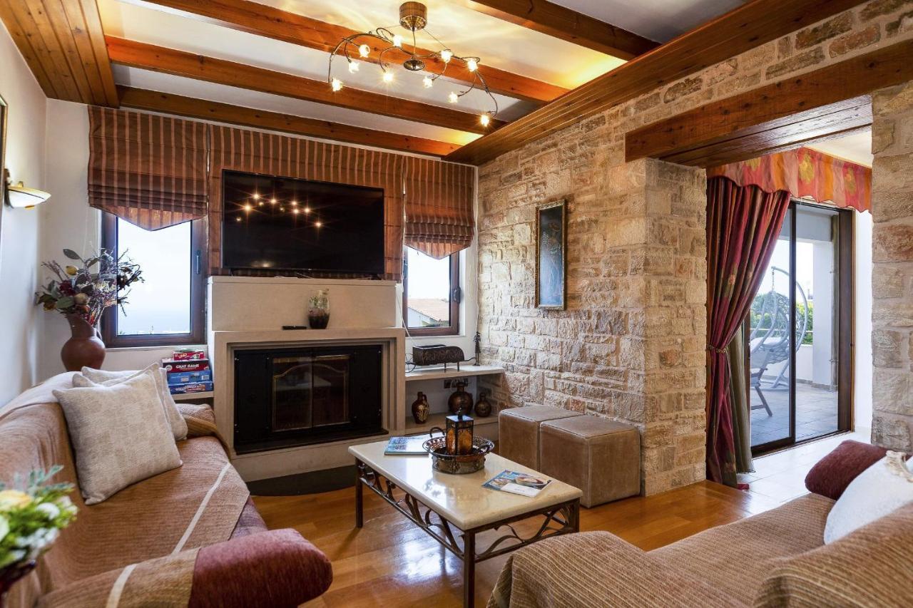 Villa Natura - With Private Heated Pool Tria Monastiria Dış mekan fotoğraf